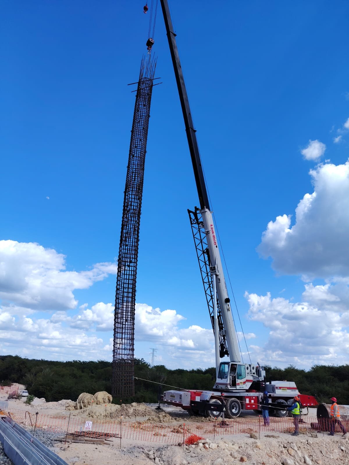 Construcción de Puente PIV Hampolol | Constructora y Edificadora Poscor